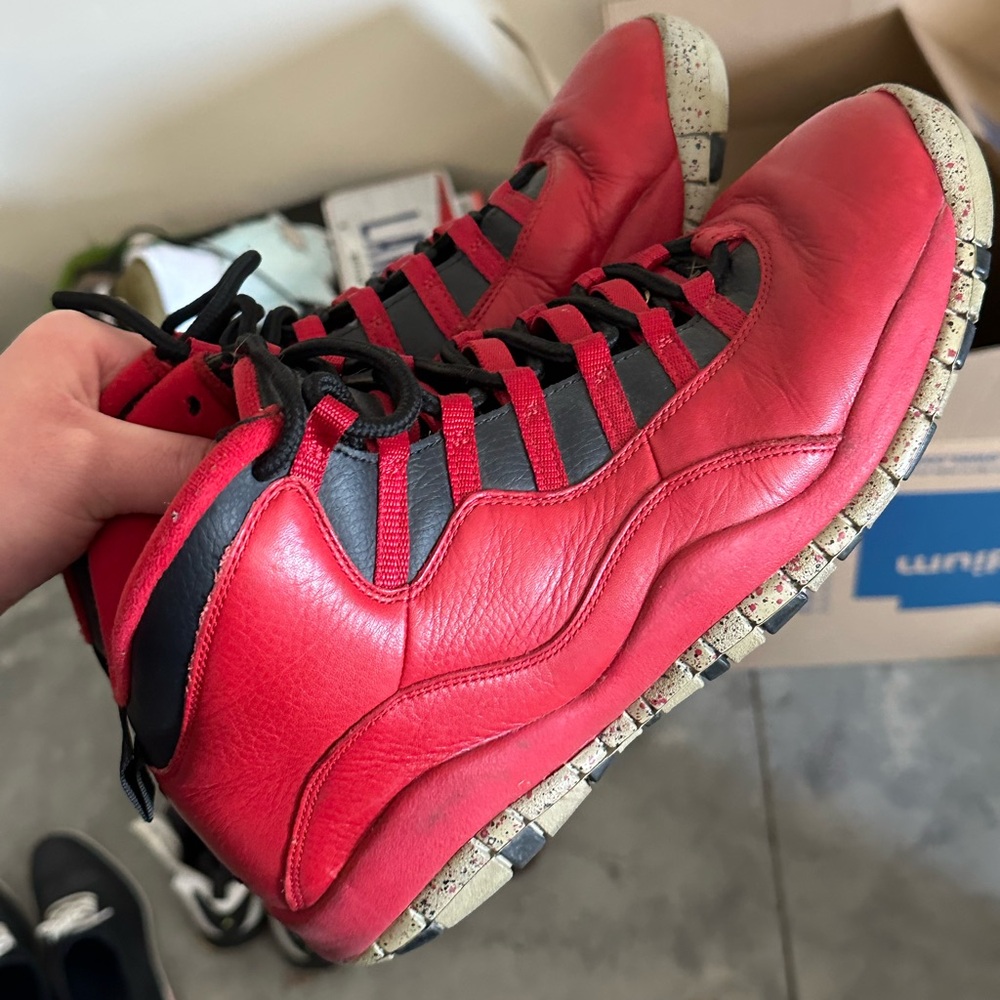 Men’s Jordan 10s bulls over broadway size 11